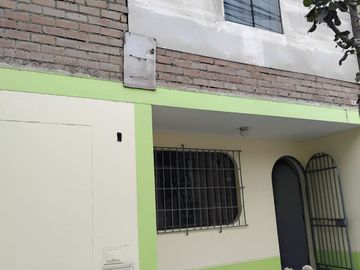 Ocasion Venta De Hermosa Casa En El Distrito De Santiago...
