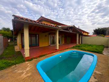 FyC vende casa en condominio Jardines de Curauma