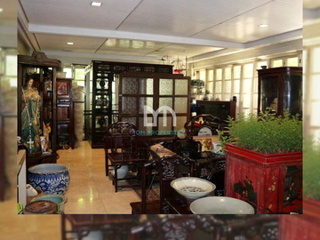 For Sale: 2-Storey House and Lot in Ayala Alabang...