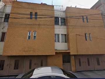 Casa en Venta ubicada en Bosques de Irán 74-departamento...