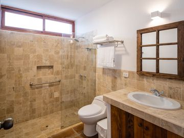 CASA DE CAMPO EN VENTA 1,000 m² Ideal Para Proyecto...