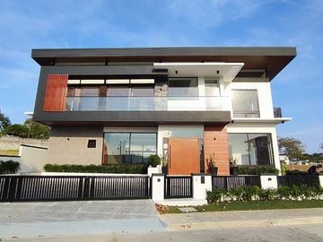 5BR Brand New House and Lot for Sale in Alabang West,...