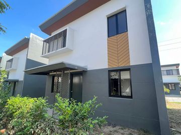 RUSH SALE SINGLE ATTACHED HOUSE AND LOT NEAR IN GLOBAL...