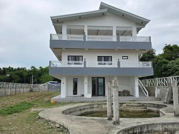 Super Rush Sale Farm House in Gerona, Tarlac
