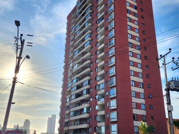 SE ARRIENDA DEPTO EN EDIFICIO PORTAL LOS HEROES.