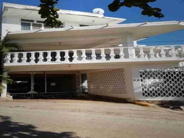 SE VENDE CASA EN FRACCIONAMIENTO MARBELLA ZONA DE MUY...