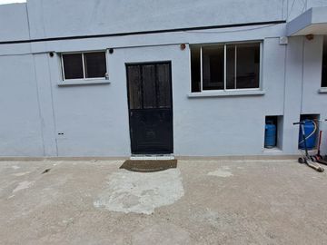 Casa Rentera en Venta – La Ferroviaria | 6 Departamentos...