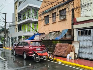 Income-Producing 5-Door Apartment in Palanan, Makati –...