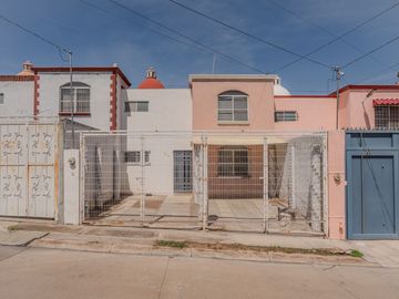 Casa en Venta, Col. Villa Nuestra Señora de La Asunción....