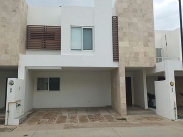 CASA EN VENTA EN SAN TELMO NORTE AGUASCALIENTES