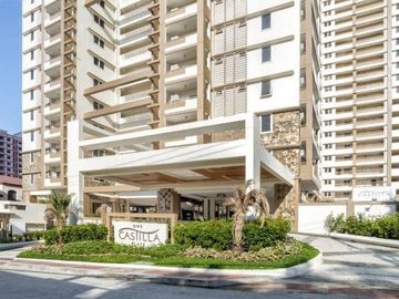 For Sale 3 Bedroom Condo with Parking One Castilla Place...