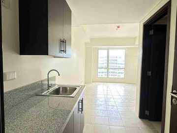 For Sale Brand New Studio Unit in Mandaluyong. RFO RENT...