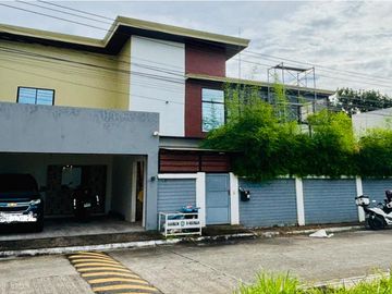 FOR SALE TWO STOREY MODERN CONTEMPORARY HOUSE AND LOT IN...