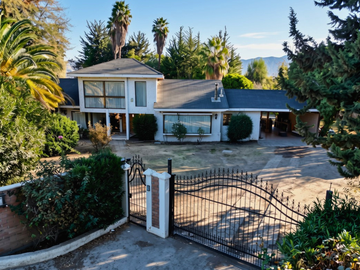 Parcela con casa estilo chileno en venta | 5 dormitorios...