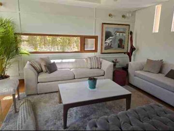 Arriendo linda casa dentro Urbanización el Condado