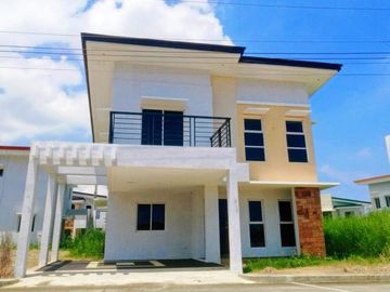 FOR SALE! 2-Storey House in Mandalagan Bacolod –...