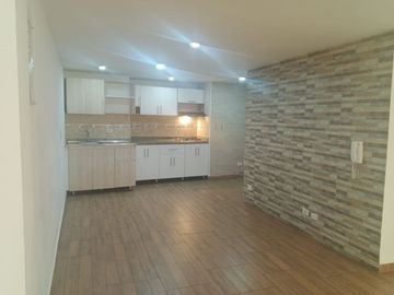Vendo apartamento en Envigado (barrio el Trianon)