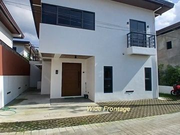 House For Sale Greenheights Village Parañaque Lot178sqm