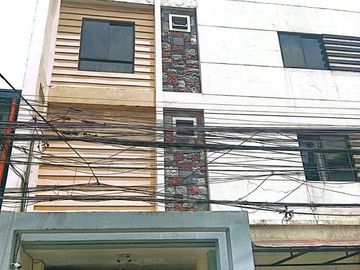 7 units Apartment for Sale in Pembo Taguig City
