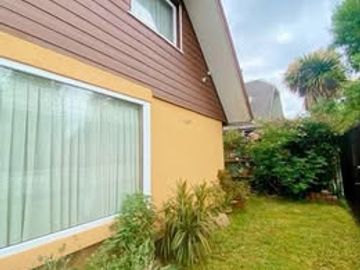 AMPLIA CASA EN VENTA – JARDÍN DE LAS ROSAS, TEMUCO