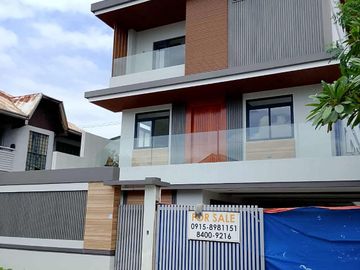 For Sale Modern 3 Storey House & Lot in w/ Lower Ground...
