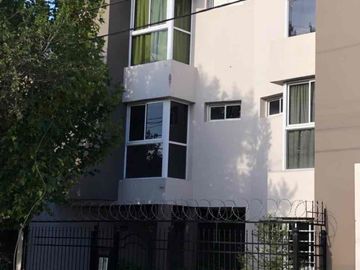Particular alquila exclusivo departamento en zona...