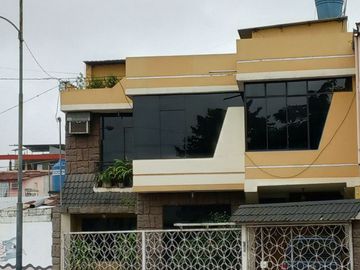 VENDO CASA EN LA CIUDAD DE PASAJE
