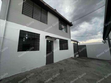CASA EN RENTA DE DOS DORMITORIOS EN LA ARMENIA PUENTE 8