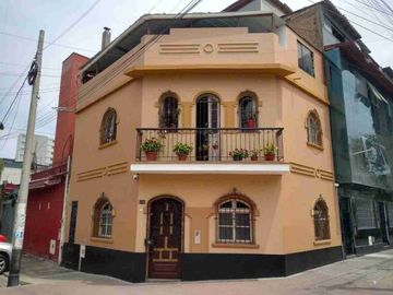 CASA EN VENTA EN SANTA BEATRIZ