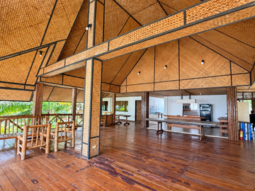 5 Bedroom Beach Villa in a 10,000 sqm Plot
