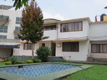 Propiedad en Venta, 965m2 T para Transformar y Crear...