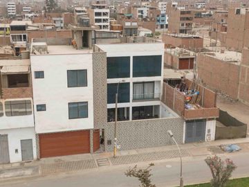 🏡 Casa De Lujo En 4 Niveles – Urb. Santa María 2Da...