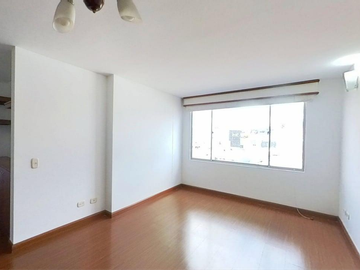 VENTA DE APARTAMENTO EN PRADO JARDIN CON GARAJE