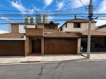 VENTA DE CASA EN SAN PEDRO GARZA GARCIA NUEVO LEON...
