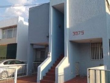 DEPARTAMENTO EN RENTA COL. ARBOLEDAS. 1ER NIVEL, 2...