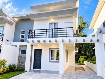 Fully Furnished House and Lot for Sale in The Enclave by...