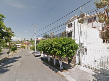 VENTA DE CASA EN LA COLONIA BURGOS , CUERNAVACA , MORELOS