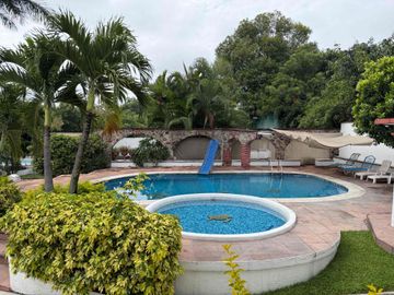 VILLA EDÉN