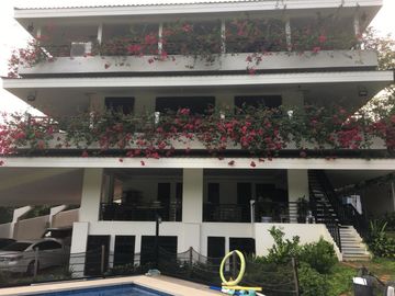 For Sale! Rare 6-Storey 5-Bedroom Fairway Residence with...