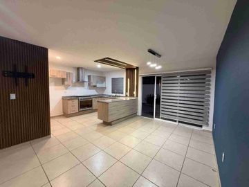 Se renta linda casa