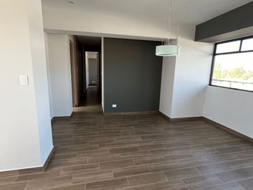 DEPARTAMENTO EN RENTA EN FRACCIONAMIENTO ARBORETO, A 2...