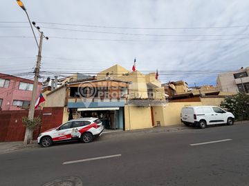 VENDE CASA CON LOCAL COMERCIAL, SECTOR SUR, ANTOFAGASTA