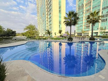 Departamento Amueblado en Renta en Juriquilla Towers con...