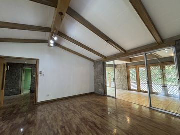 FOR SALE! Northeast-Facing House in La Vista QC, 1,234...