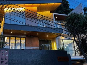 4 Bedroom House and Lot for Sale in Guadalupe Cebu City