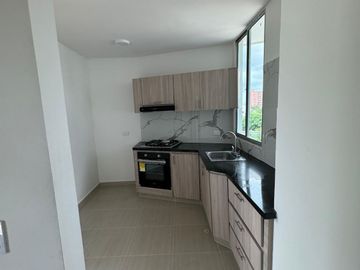 ARRIENDO APARTAMENTO 3 ALCOBAS EN ALPES