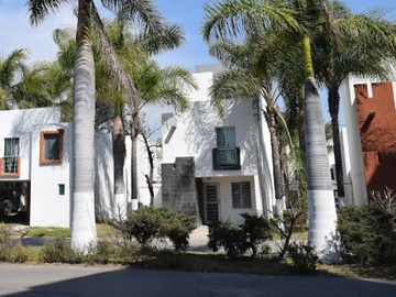 sa Casa en Venta en Jalisco FRACC. VILLAS DE SAN MARTIN...