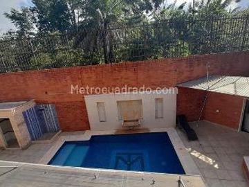 CASA EN VENTA EN CIUDAD JARDIN  JOCKEY