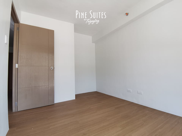 Tagaytay, 2BR w/ Balcony Condo for sale
