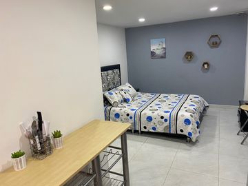 Aparta Estudio Amoblado Calle 80